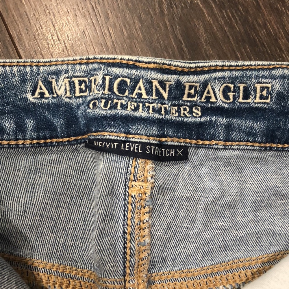 EUC American eagle high rise acid wash shorts - Picture 2 of 5